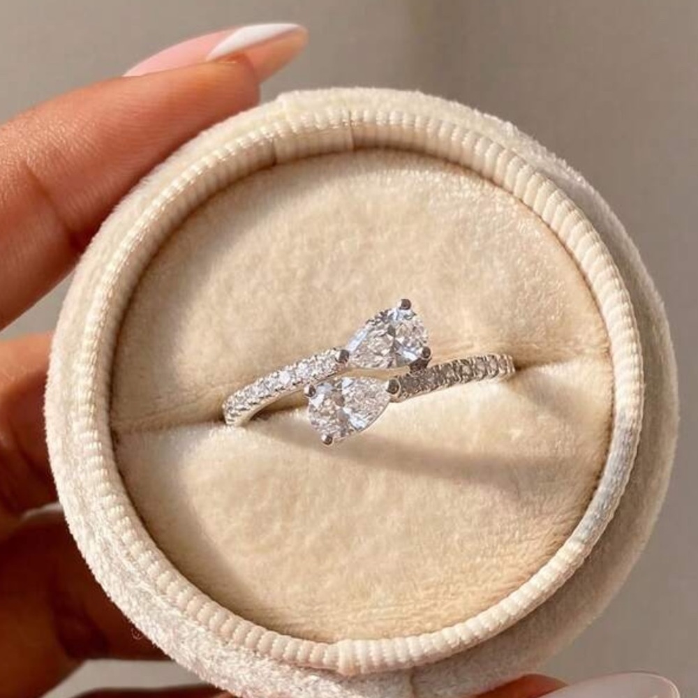 Double Pear Sterling Silver Ring 💍 cubic zirconia 5A stones